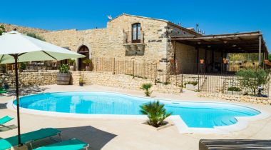 Ancient restored Sicilian farmhouse used as a farmhouse in the Syracuse mountain area